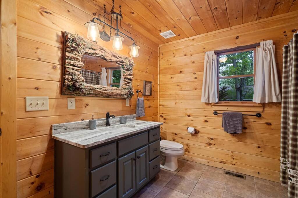 Lakeside Retreat Hot Tub Fishing Hiking Ellijay Exteriör bild