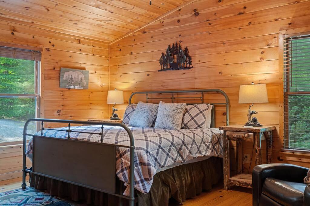 Lakeside Retreat Hot Tub Fishing Hiking Ellijay Exteriör bild
