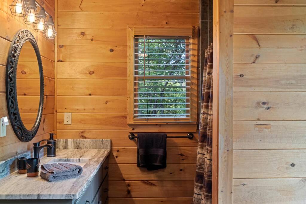 Lakeside Retreat Hot Tub Fishing Hiking Ellijay Exteriör bild