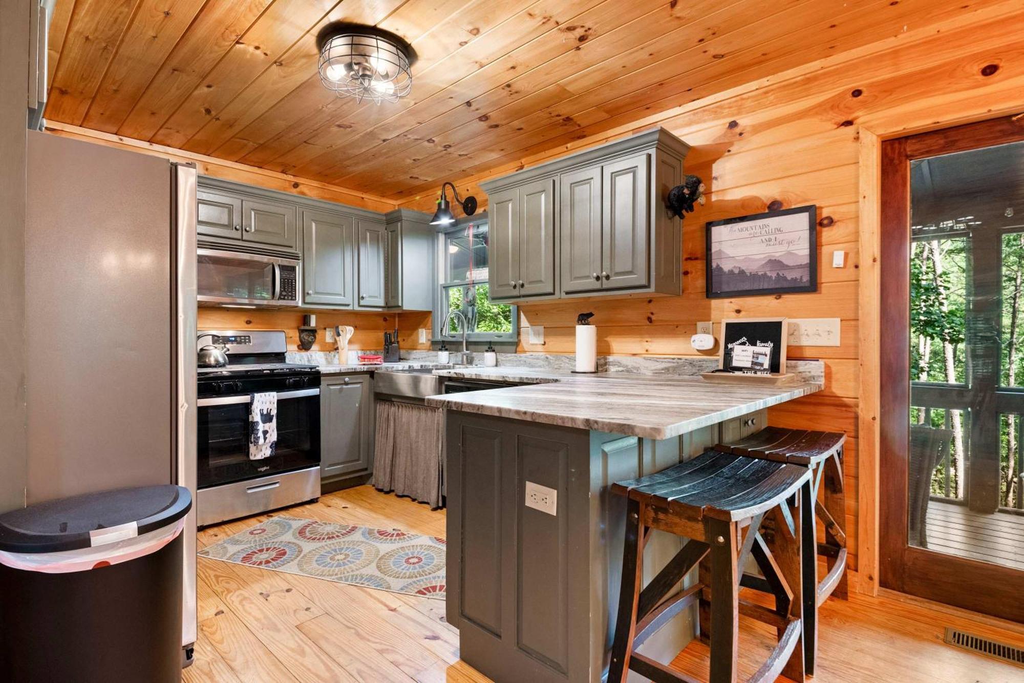 Lakeside Retreat Hot Tub Fishing Hiking Ellijay Exteriör bild